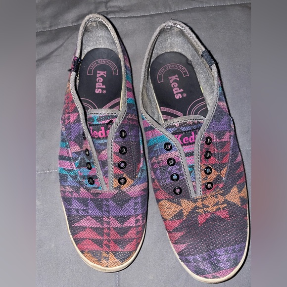 Aztec Keds - Picture 1 of 2